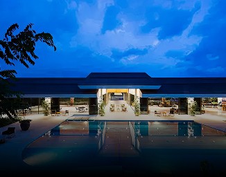 Hotel Chains & Groups